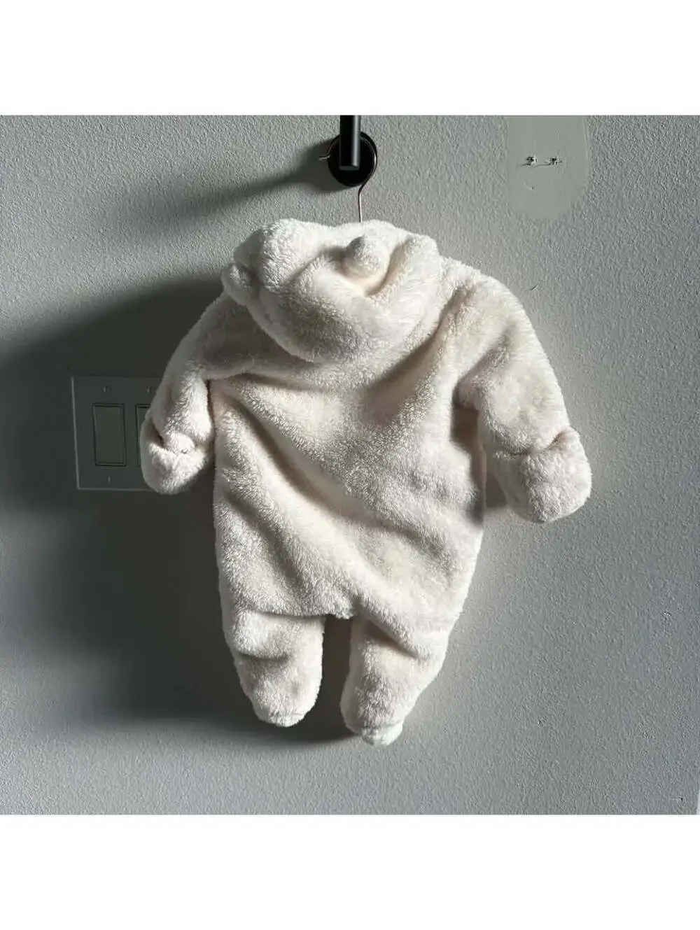 Gap Baby Ivory White Fleece Snow Suit 0-3 Months full Zipper